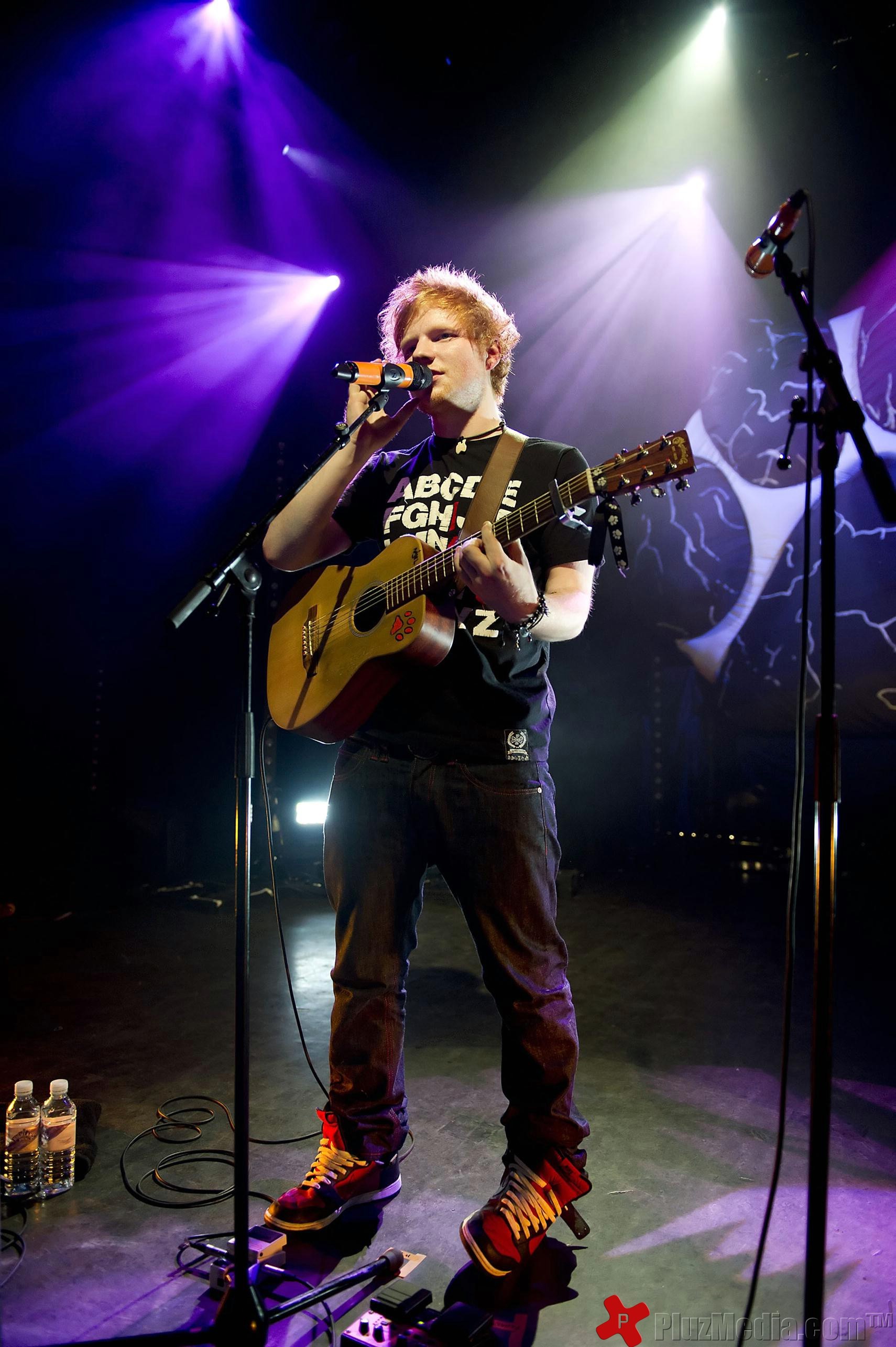 Ed Sheeran performing at the Shepherds Bush Empire | Picture 93842
